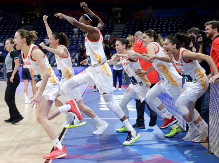 España vuelve a hacer historia y revalida la medalla de oro