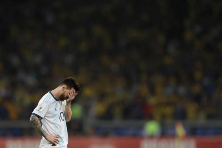 Messi con Argentina, la eterna decepción