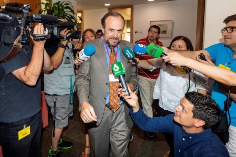 VOX votará «no» a la investidura de Miras (PP) porque Cs ha vetado a VOX en Murcia