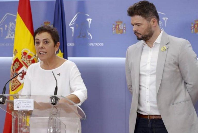 Bildu y ERC se abstendrán para facilitar el gobierno Podemos y PSOE en España