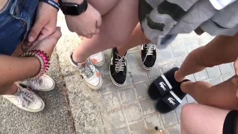 Las menores denuncian acosos sexuales por parte de MENAS en Masnou (Barcelona)