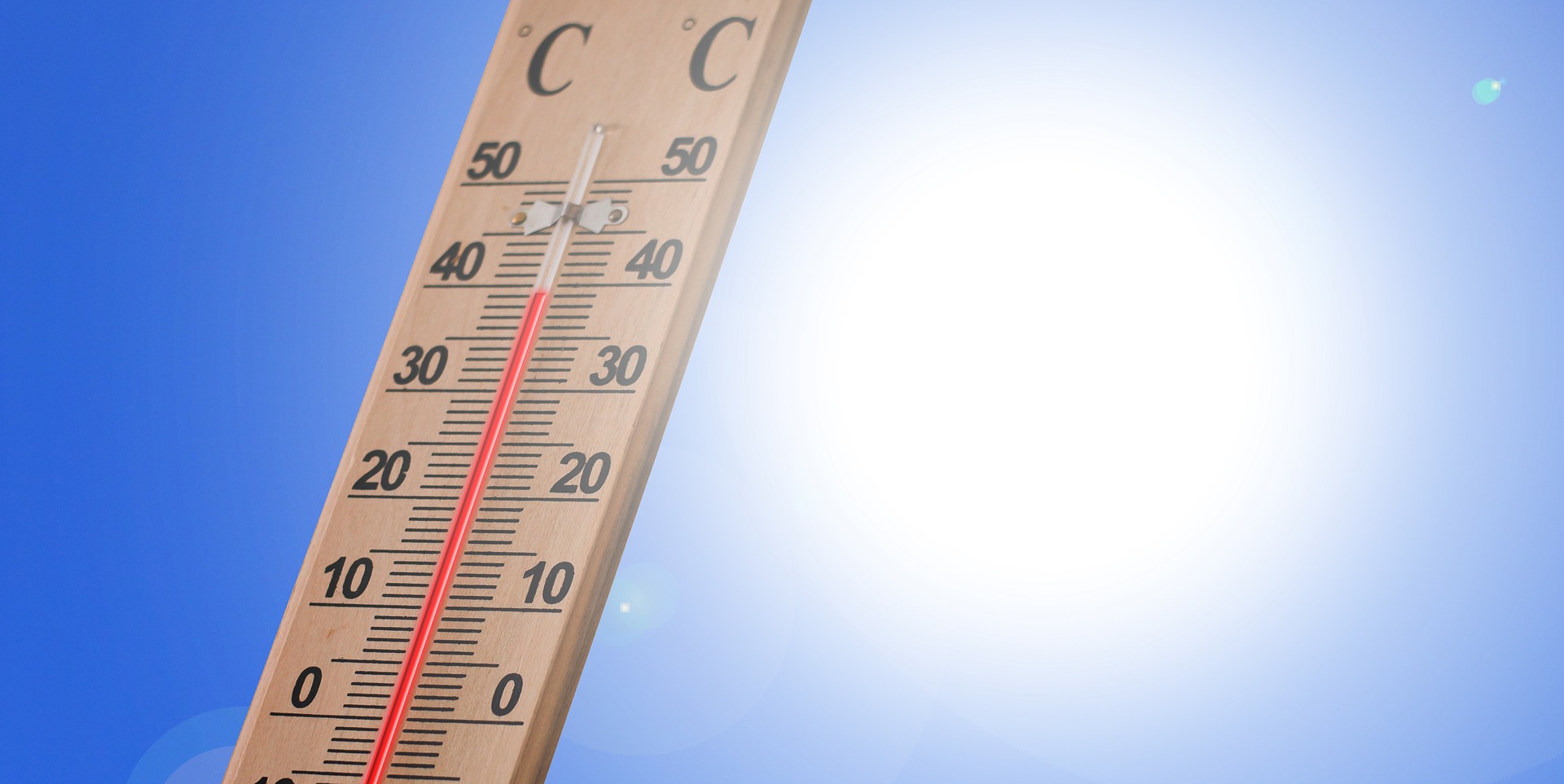 FOTOGRAFÍA. ESPAÑA, 02.07.2019. Una imagen del dominio público que se hace llamar «Pixabay» con termómetroa 40 grados en España. Imagen de Gerd Almann en Pixabay