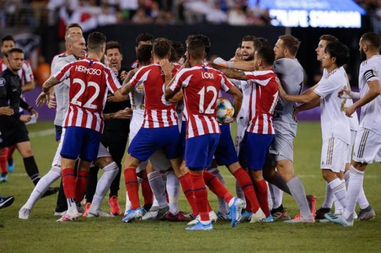 El Atlético de Madrid devora al Real Madrid en el derbi de los derbis (3-7)