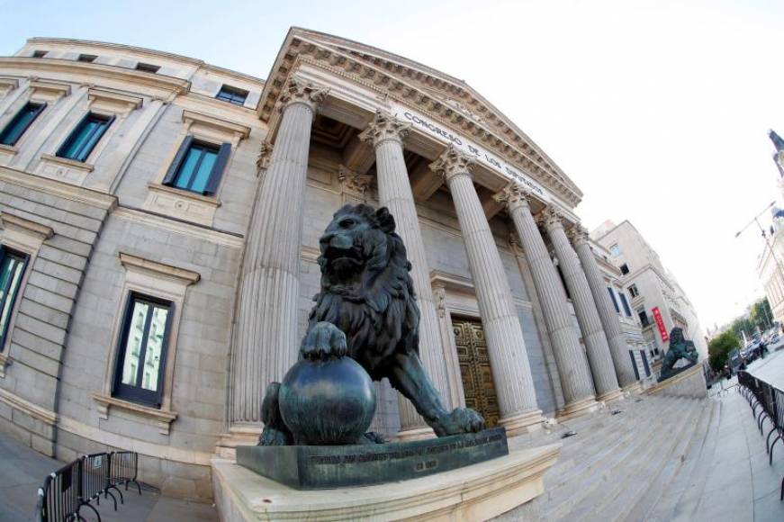 FOTOGRAFÍA. MADRID (ESPAÑA), 22.07.2019. El Congreso aguarda la llegada de los diputados para la celebración de la primera jornada del debate de investidura mientras el líder del PSOE.Efe