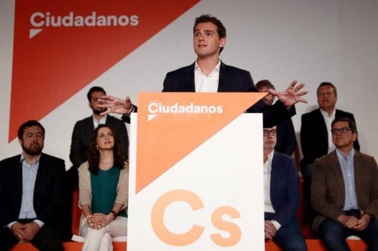 Rivera propone gente de confianza en la Ejecutiva para prescindir de críticos y antiVOX