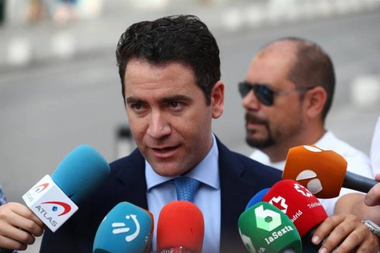 Muchos contactos entre VOX, Ciudadanos y PP para un Gobierno en Madrid