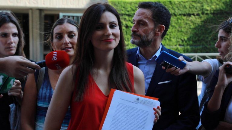Cs recurre ante el TC la fórmula de toma de posesión de «diputados separatistas»