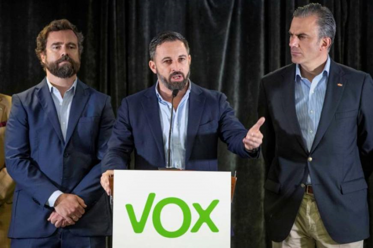 VOX ofrece «generosidad» y denuncia «apartheid» de Ciudadanos para formar gobiernos