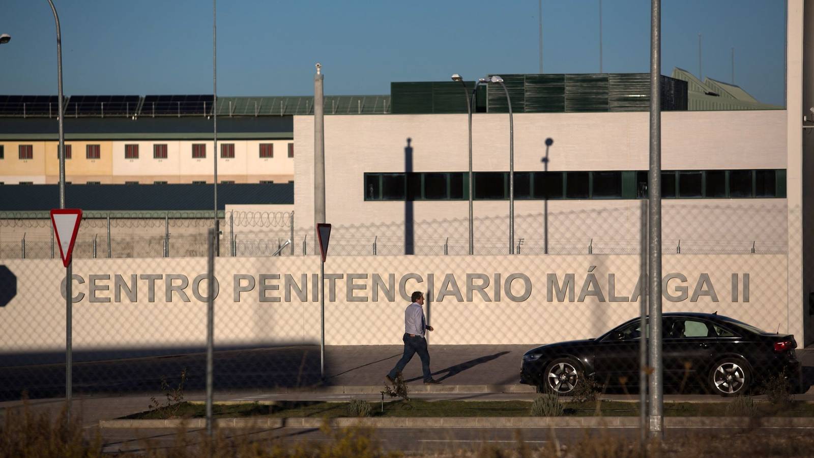 FOTOGRAFÍA. MÁLAGA (ESPAÑA), AÑO 2018. Vista de la fachada del centro penitenciario de Málaga II. Efe
