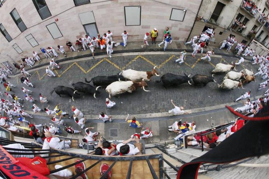 FOTOGRAFÍA. PAMPLONA (ESPAÑA), 07.07.2019. Los toros de la ganadería salmantina de Puerto de San Lorenzo. Efe.