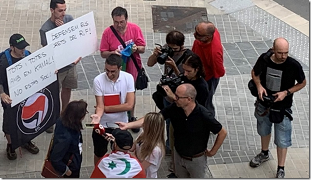 FOTOGRAFÍA. VIC (BARCELONA), 17.07.2019. Vista de la militancia extremista ultraradical del terrorismo callejero en Cataluña (Arran Jovent) junto a los racistas pro independentismo. Ñ Pueblo
