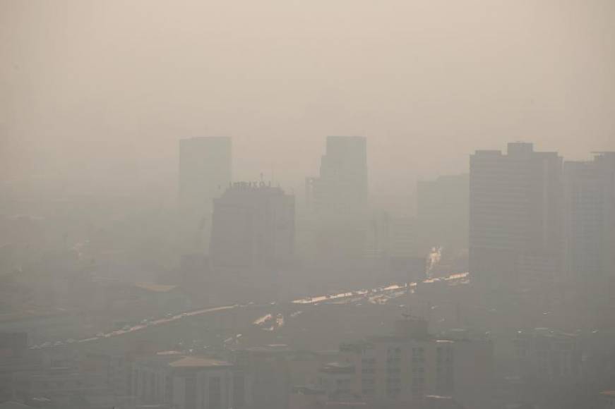 FOTOGRAFÍA. BANKOK (TAILANDIA), AGOSTO DE 2019. Una densa capa de niebla contaminante cubre la ciudad de Bangkok (Tailandia). Efe