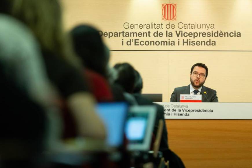 FOTOGRAFÍA. BARCELONA (ESPAÑA), 02.08.2019. Vista de Pere Aragonès (ERC), hoy en rueda de prensa sobre la llamada «Agencia Tributaria de la República Catalana». Efe