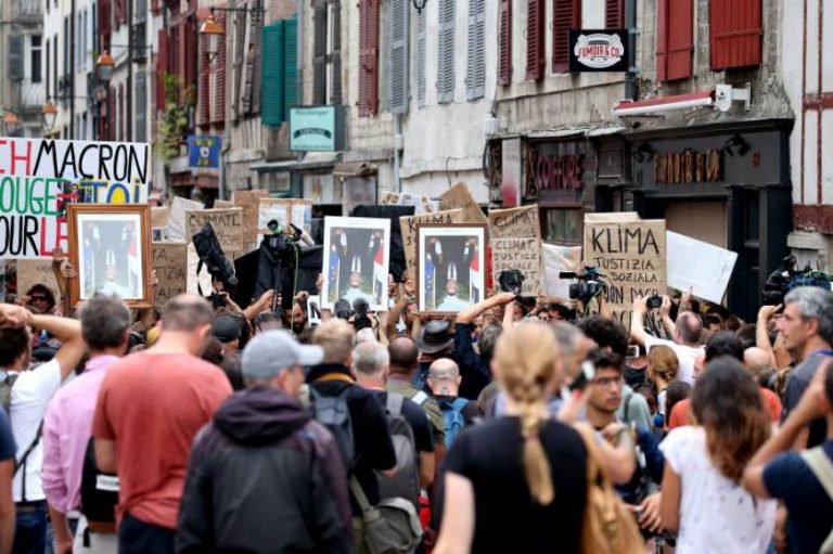 La «Contracumbre»  (G7 ez!) suspende sus actos del domingo por «falta de condiciones»