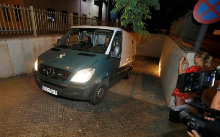 Libertad para 2 de los 5 violadores de la joven en Benidorm (Alicante)