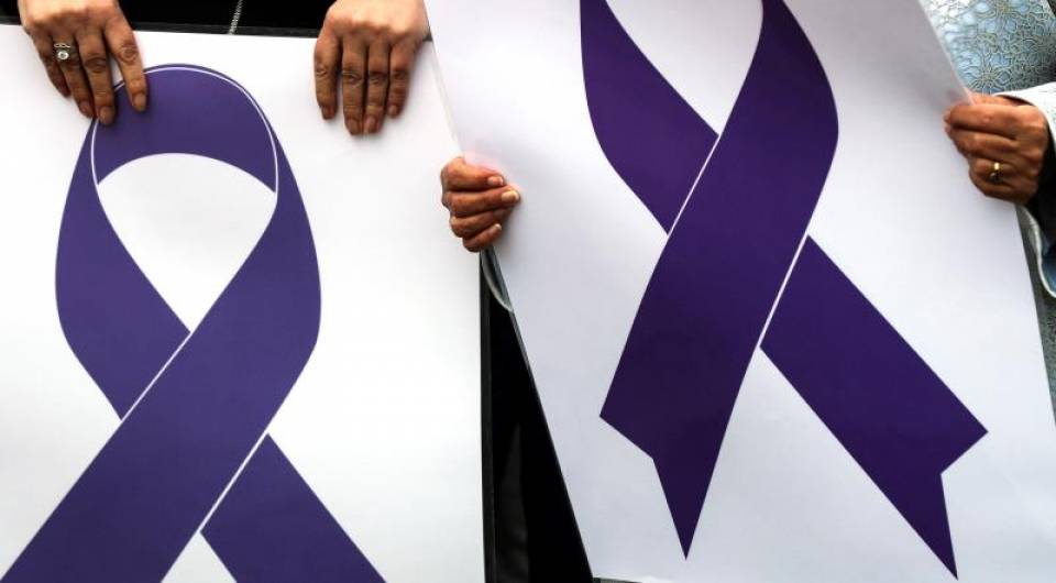 FOTOGRAFÍA. ESPAÑA, AÑO 2019. Imagen de una concentración en contra de la violencia intrafamiliar. Efe.