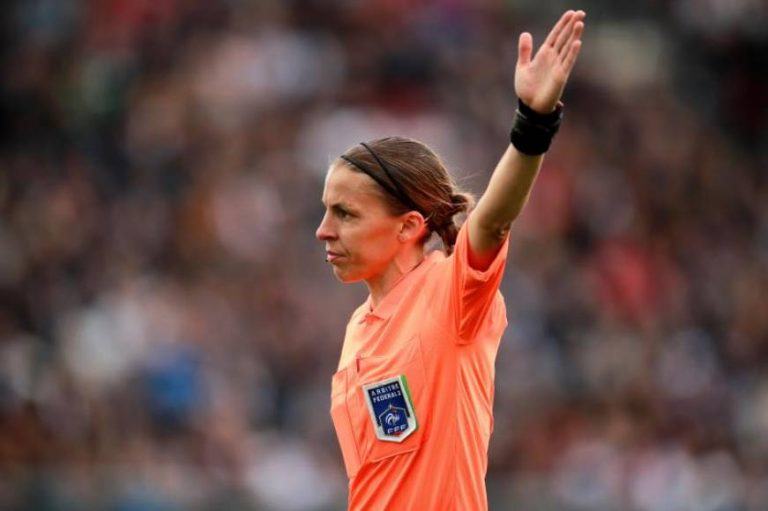 Una mujer arbitrará la Supercopa de Europa entre Liverpool y Chelsea el 14 de agosto