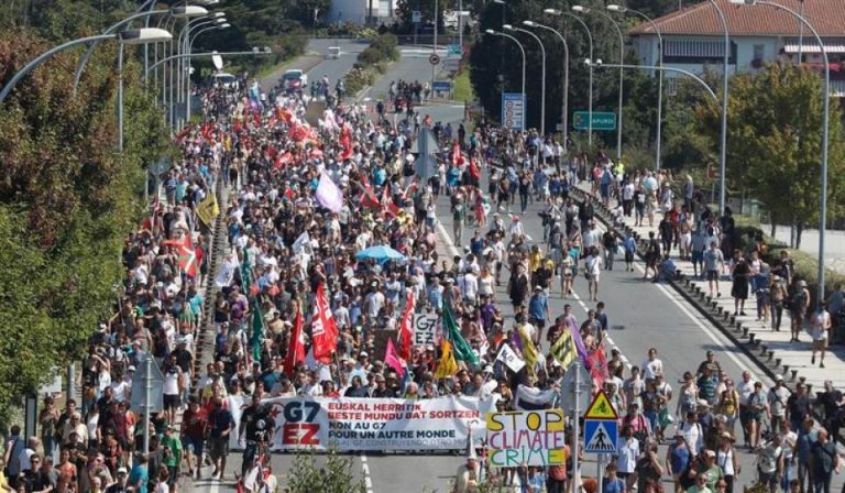 Marcha sin incidentes contra el «G7» de Biarritz (Francia) en Guipuzcoa y Hendaya