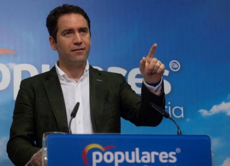 El PP pide que Sánchez se aparte y que el Rey proponga un candidato