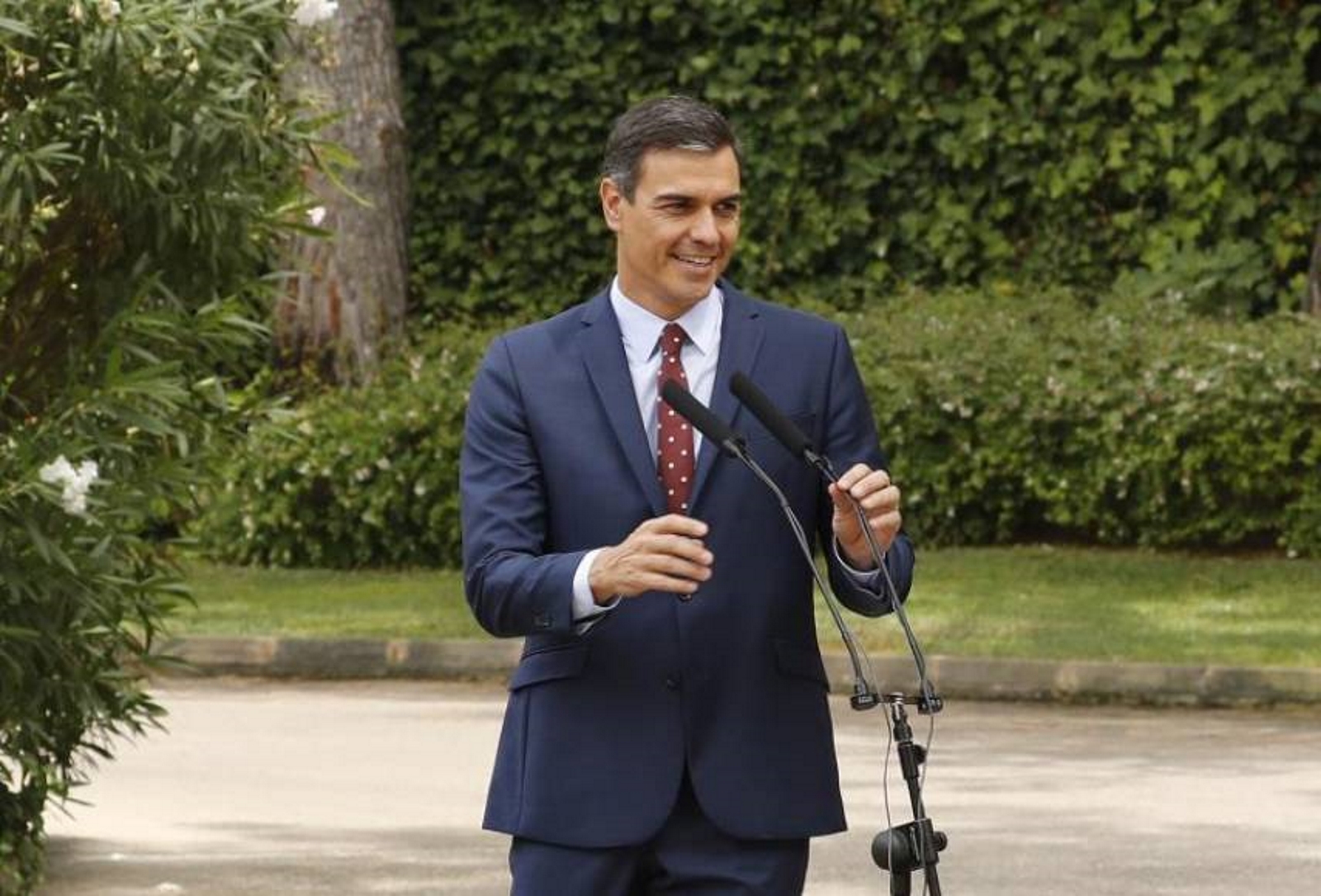 FOTOGRAFÍA. PALMA (ESPAÑA), 07.08.2019. El presidente del Gobierno en funciones, Pedro Sánchez, en el Palacio de Marivent. Efe.