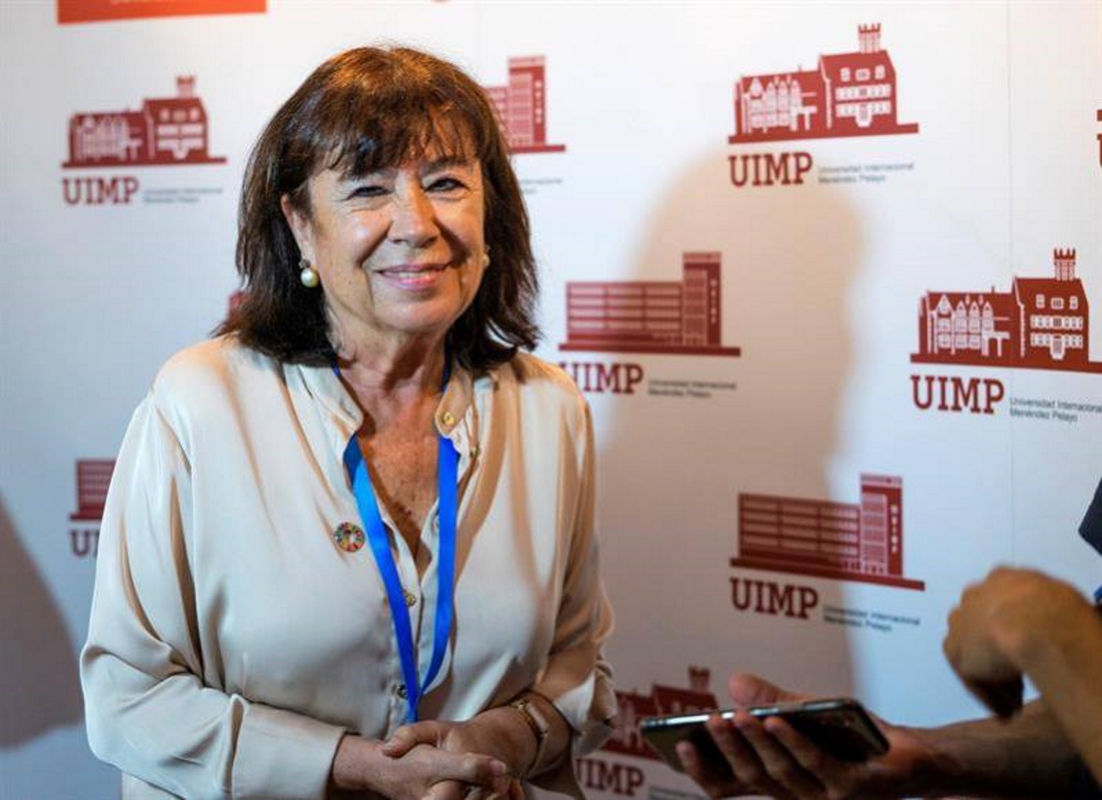 FOTOGRAFÍA. SANTANDER (ESPAÑA), 26.08.2019. La presidenta del PSOE, Cristina Narbona, posa para los medios este lunes, en la Universidad Internacional Menéndez Pelayo. Efe