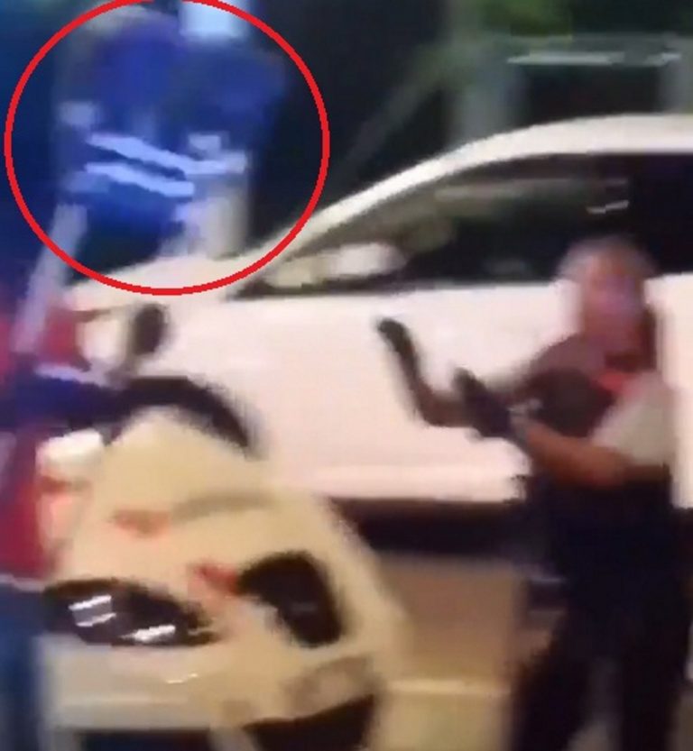 «Mantero» amenaza con matar a una Moza y la Policía suplica por su vida al «Top Manta»