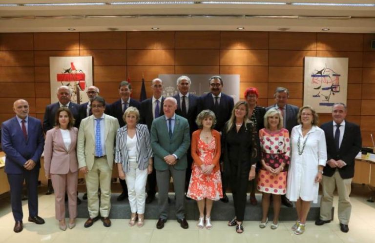 Sevilla suspende «Comercial Martínez León» por carne mechada contaminada con listeria