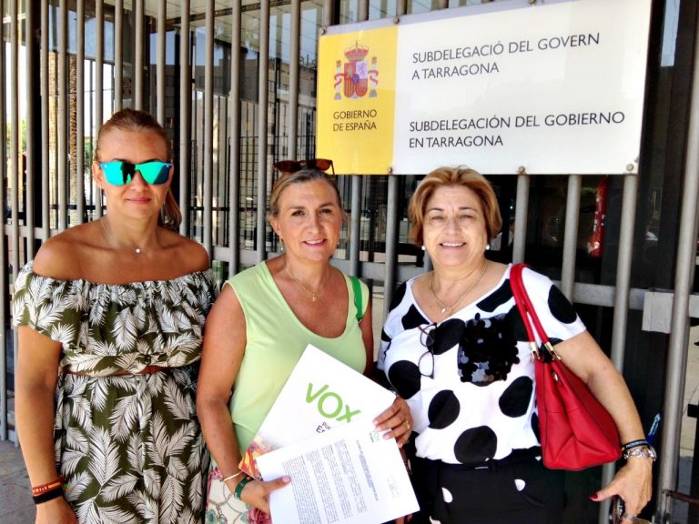 VOX insta al Gobierno prohibir el «Paseo por la República» del 18A en Salou (Tarragona)