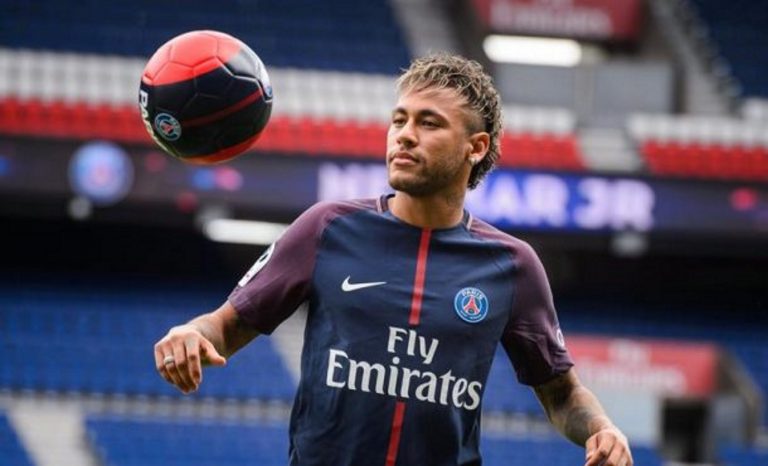 PSG acepta oferta de FC Barcelona de 2 jugadores pero con 100 millones € por Neymar