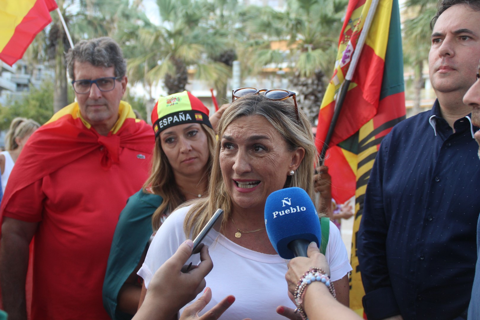 SALOU (TARRAGONA) ESPAÑA, 18.08.2019. Salou, junto a VOX, clama con las «mentiras del separatismo». Ñ Pueblo (17)