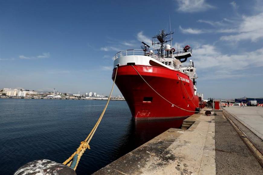 FOTOGRAFÍA. AGOSTO DE 2019. Vista del barco taxi de la inmigración ilegal de las ONG SOS Méditerranée y Médicos Sin fronteras, «Ocean Viking» Efe
