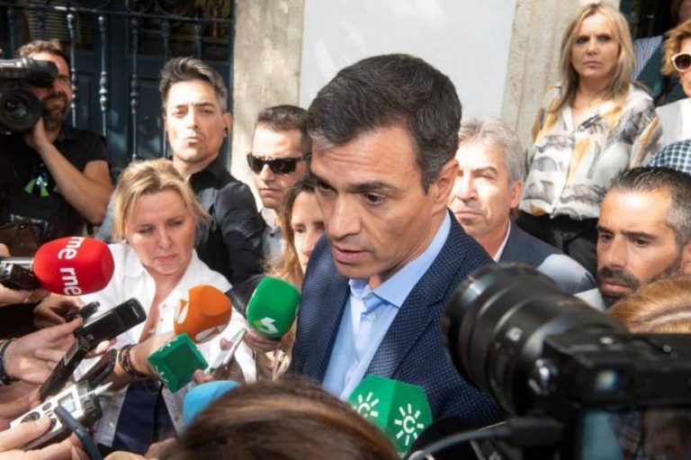 Sánchez acepta la «abstención» de Cs y PP con un «155» y nada de indultos al «Procés»