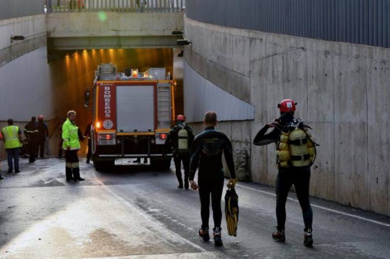 Rescatan al hombre muerto en un túnel de Almería anegado por las lluvias