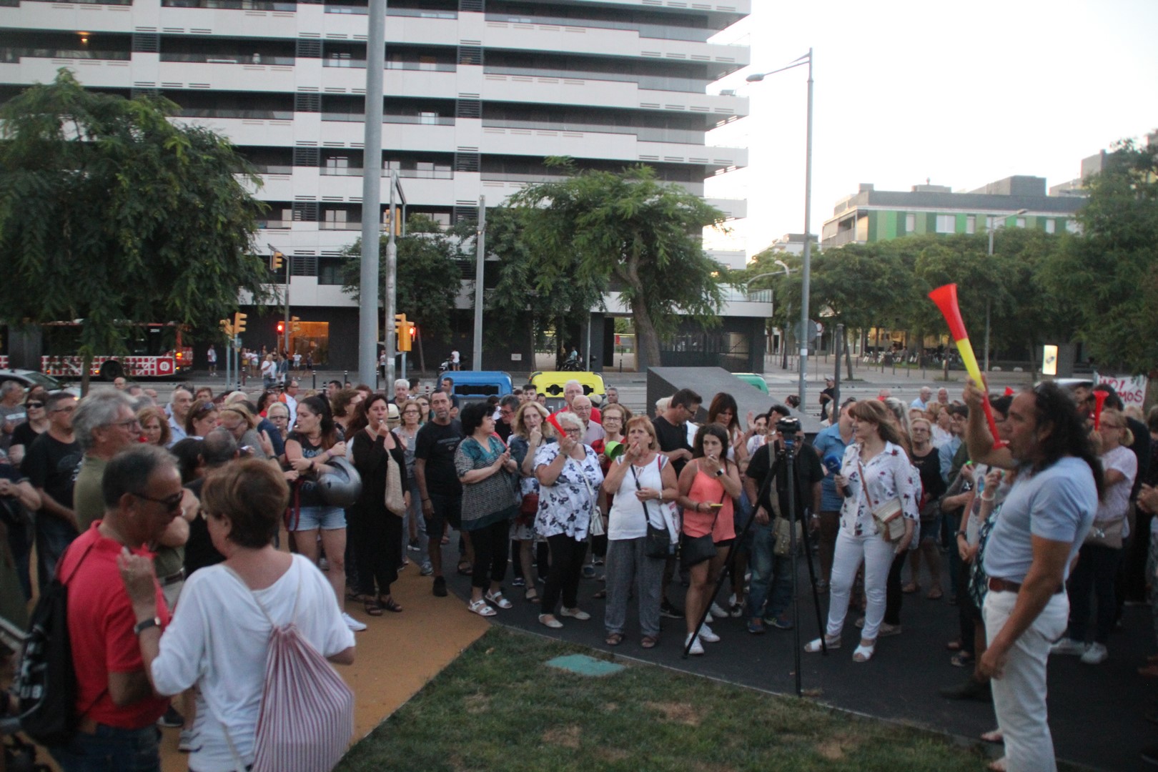 FOTOGRAFÍA. EL BESÓS Y EL MARESME BARCELONA (ESPAÑA), 06.09.2019. Un barrio en pie de guerra contra la imposición de un módulo de 300 (MENAS), El Besós. Ñ Pueblo (1)