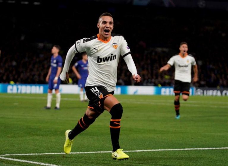 Valencia tira de rabia y resistencia para imponerse al Chelsea en la ‘Champión’ (0-1)