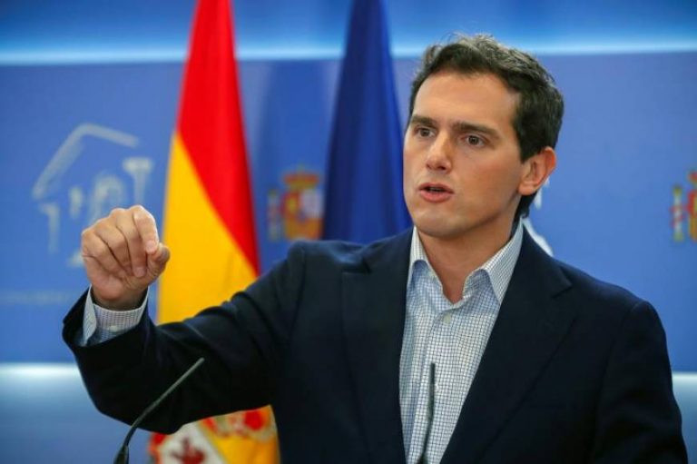Rivera espera la respuesta de Sánchez «exclusivamente sobre el 155 en Cataluña»