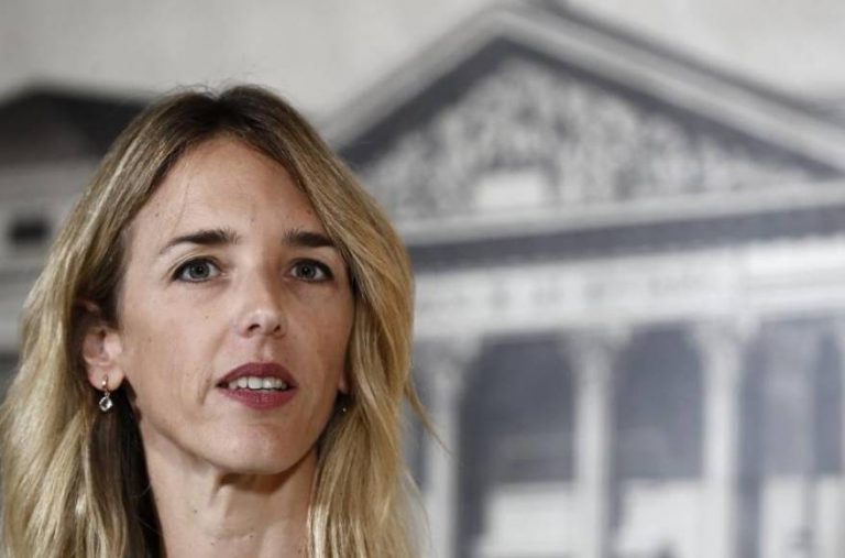 Cayetana: «Torra no tiene otro destino que la cárcel si persiste en su delirio totalitario»