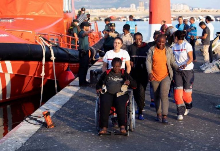 Llegan a España 62 inmigrantes, entre ellos 14 (MENAS)