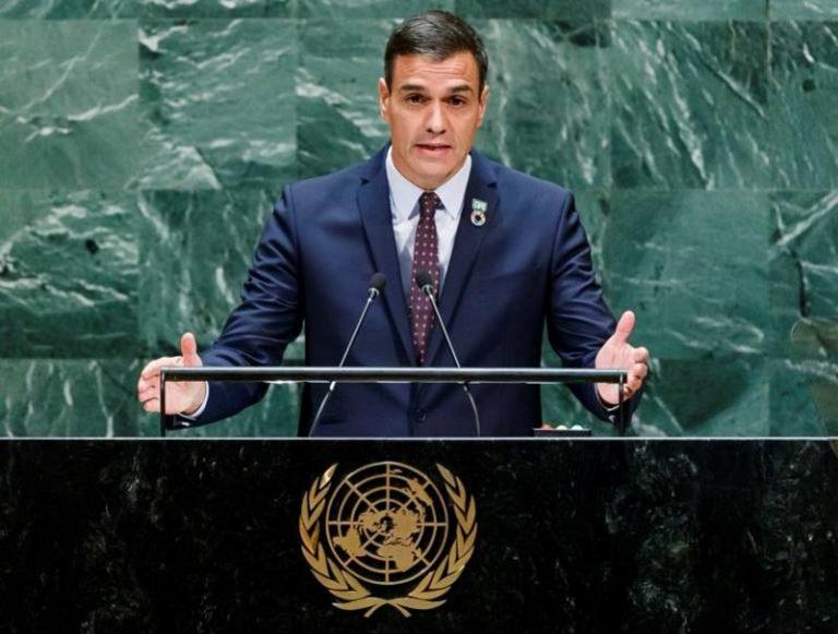 Sánchez celebra su «victoria» contra el cadáver de Franco y llama al «multilaterlalismo»