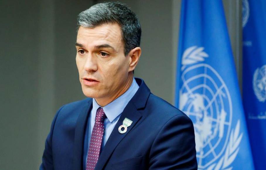 FOTOGRAFÍA. NACIONES UNIDAS (NUEVA YORK) EEUU, 25.09.2019. Spain's Prime Minister Pedro Sanchez talks with reporters during a press conference, exhumación de franco. Efe