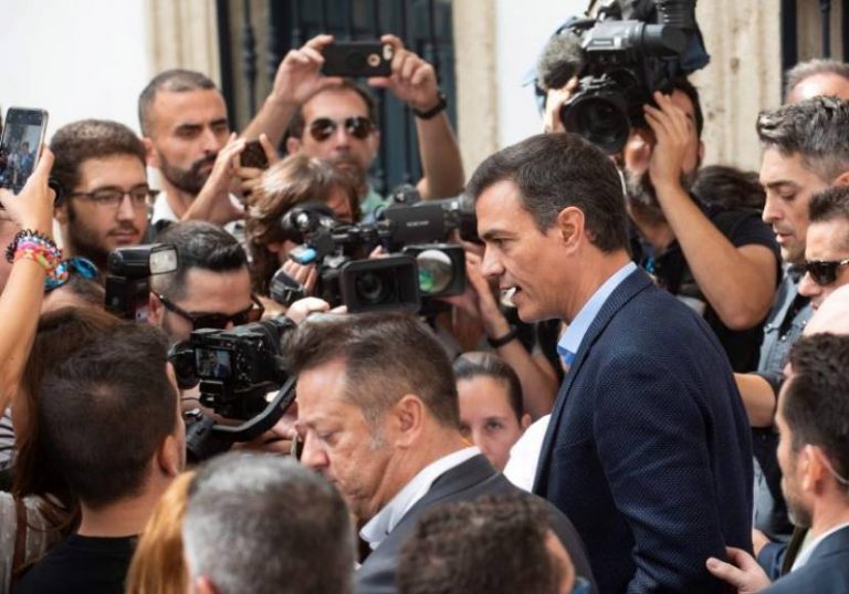 Sánchez: La Selección Española de Baloncesto lleva los «colores de España a lo más alto»