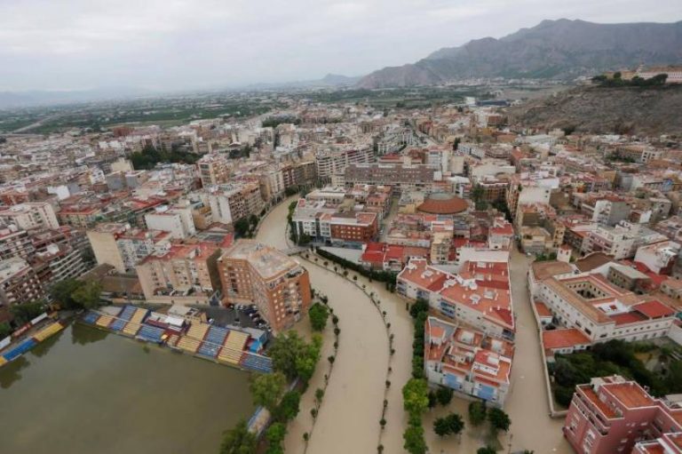 Orihuela (Alicante): «El agua» de la Gota Fría «nos ha atacado por todos los frentes»