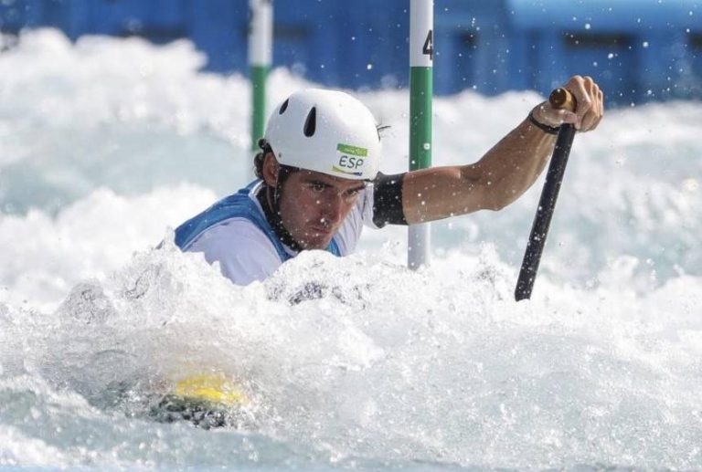 El español Ander Elosegi, medalla de plata en los Mundiales de piragüismo