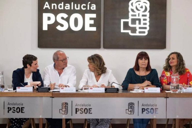 Susana Díaz traslada a Sánchez su apoyo ante negociaciones para la investidura