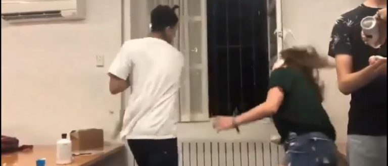 Prisión y alejamiento al hombre que abofeteó a su mujer en Tiktok