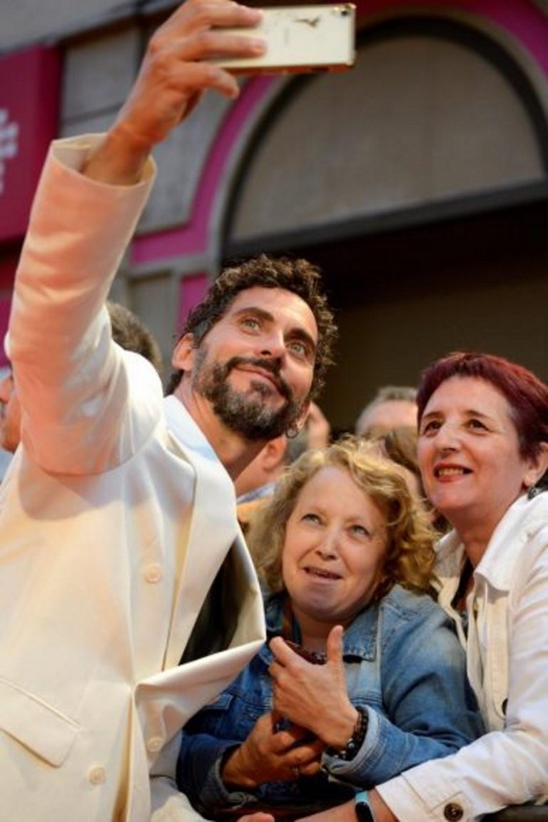 Ana Blanco, Rosa María Calaf y Jon Sistiaga, premiados del Festival de Vitoria