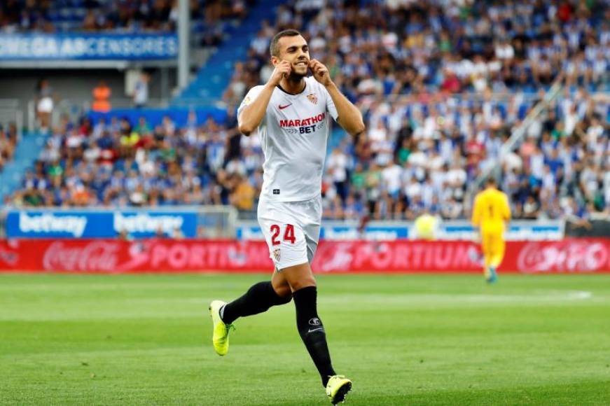 FOTOGRAFÍA. VITORIA (ESPAÑA), 15.09.2019. El jugador del Sevilla Joan Jordán celebra un gol ante el Deportivo Alavés, cuarta jornada de La liga. Efe