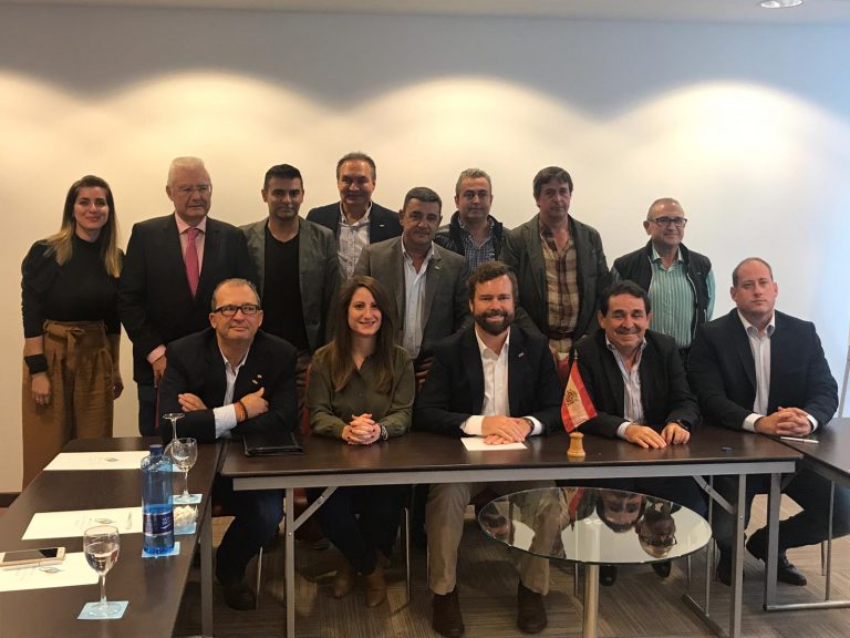 VOX se vuelca en Alicante con Ivan Espinosa, «fiel al compromiso» con los vecinos