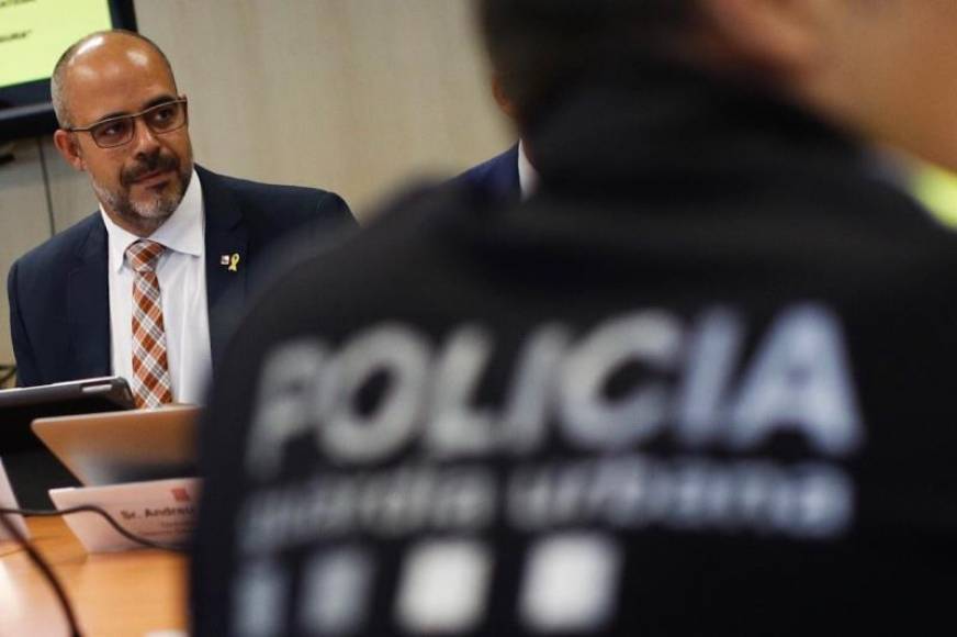 FOTOGRAFÍA. BARCELONA (ESPAÑA), 08.10.2019. El conseller de Interior, Miquel Buch, ha asegurado que ante la 'complejidad de la etapa' que vive Cataluña. Efe