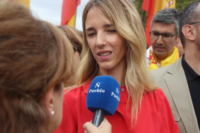 Cayetana critica el sectarismo de SCC por vetar a VOX: «no puede ni debe excluir» a nadie
